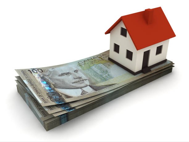 A stack of Canadian dollar bills showcasing the potential property ROI, Hamilton property management firms